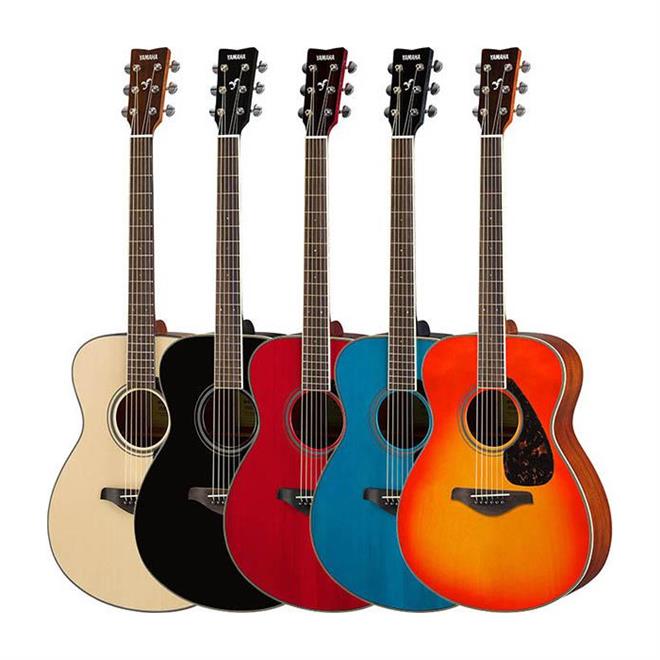 Yamaha FS820 NT akustična kitara