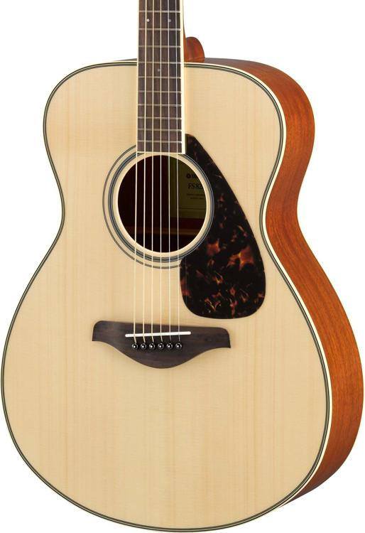 Yamaha FS820 NT akustična kitara