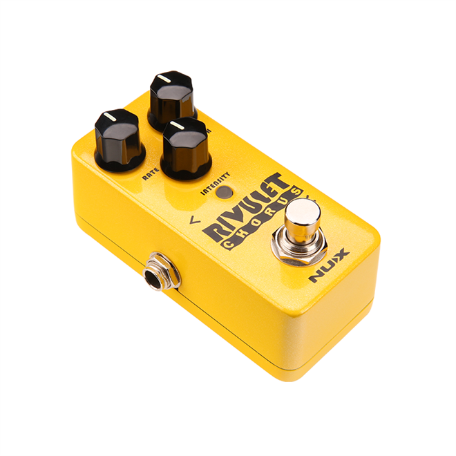 NUX Rivulet Chorus, kitarski pedal