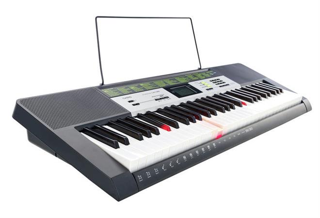 Casio LK-135 klaviatura