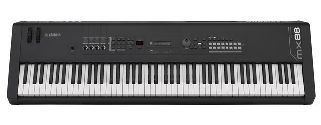YAMAHA MX88 synthesizer 