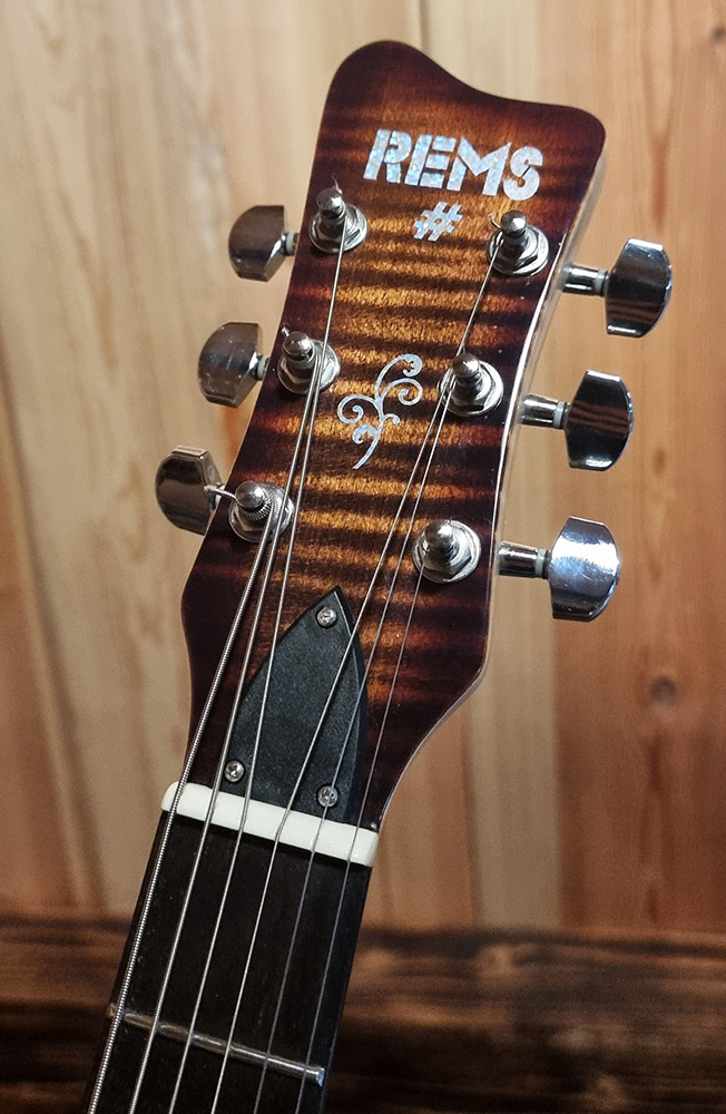 REMS kitara - unikat, ročno delo