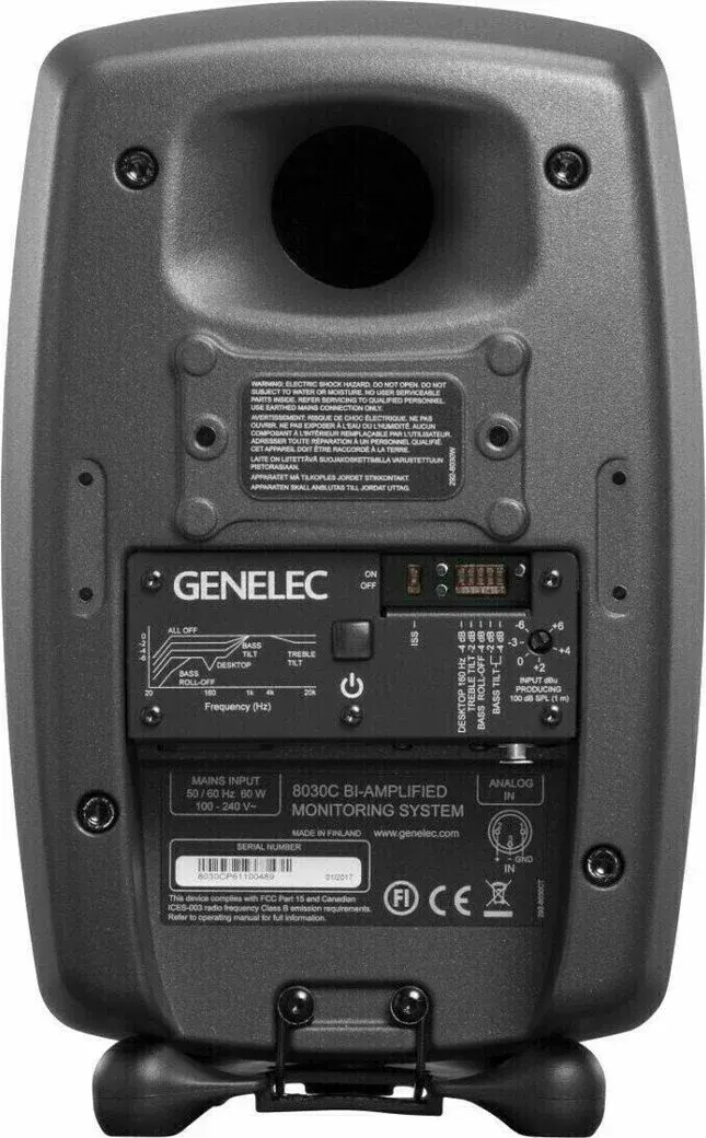 Genelec 8030 CP aktivni studijski monitor