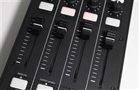 Allen & Heath XONE K2 DJ MIDI kontroler