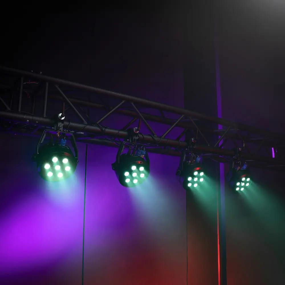 Cameo ROOT® PAR 4 Spotlight reflektor BK