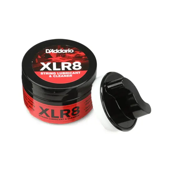 D’Addario XLR8 čistilo in lubrikant za strune